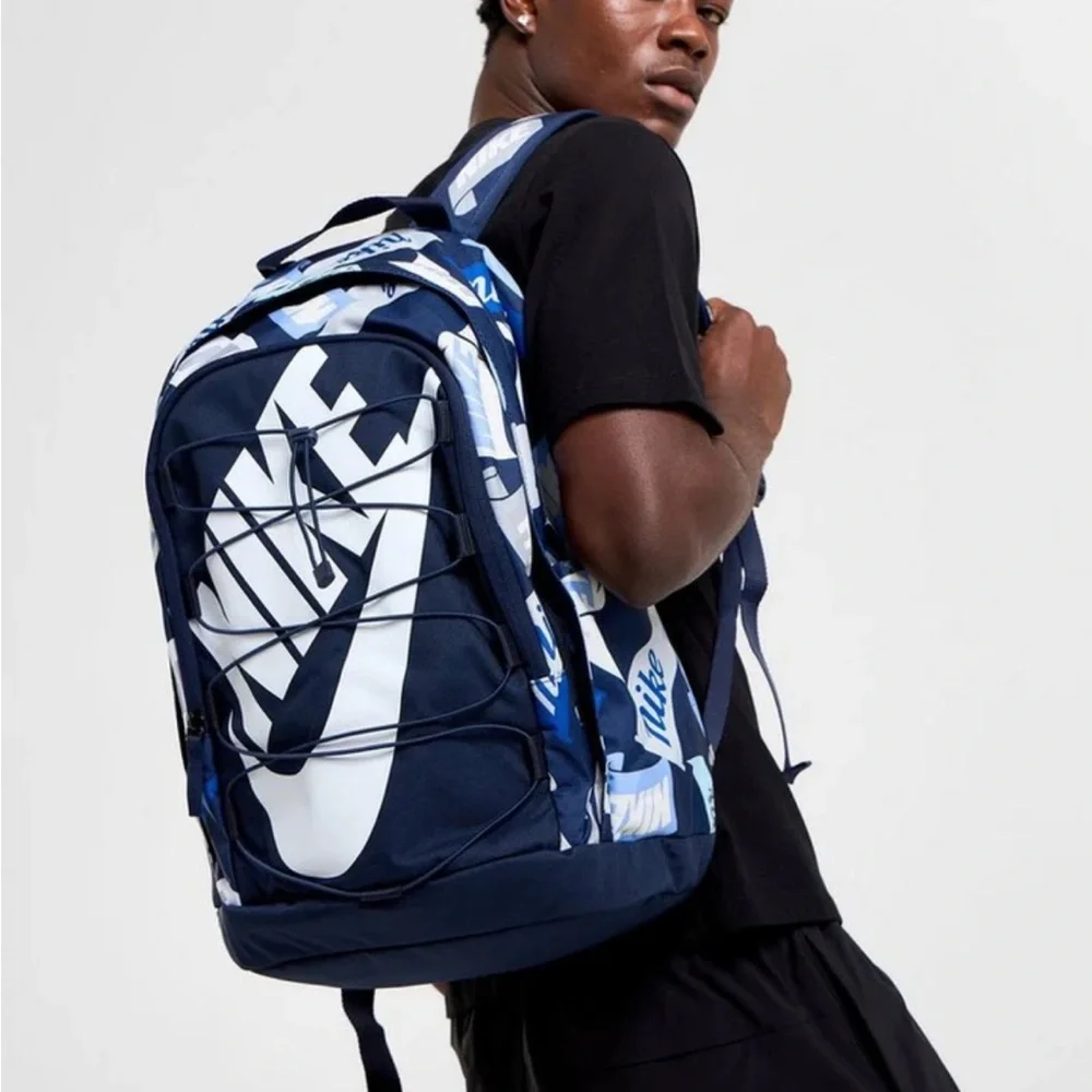 Nike bold backpack
